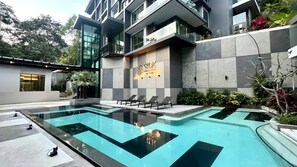 Appartement, 2 chambres, accessible aux personnes à mobilité réduite, balcon | Piscine | Piscine extérieure
