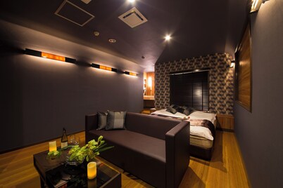 HOTEL RAFFINE - Adults Only