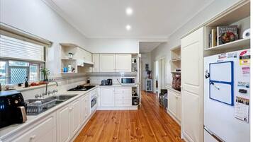 Microones, forn i placa de cuina