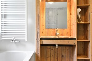 Een douche, een haardroger