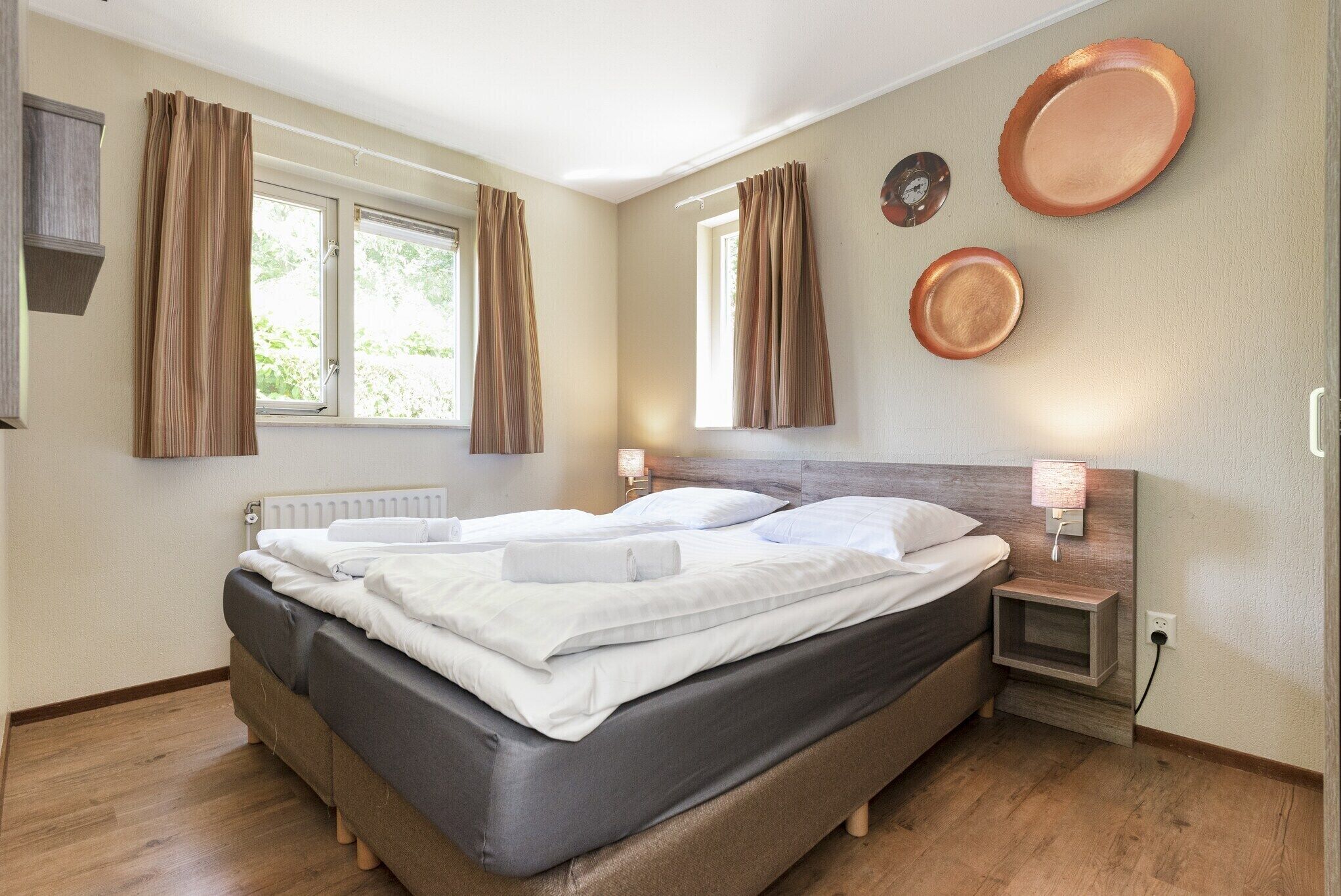 2 Schlafzimmer, Reisekinderbett, kostenloses WLAN