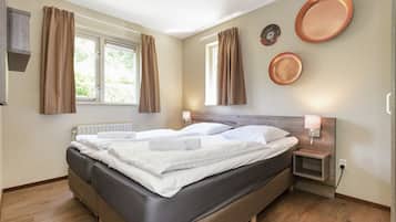 2 Schlafzimmer, Reisekinderbett, kostenloses WLAN
