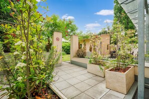 Property grounds - Elegant central apartment in Graz (Graz)