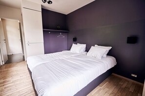 8 Schlafzimmer