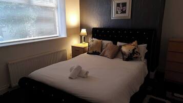 House, 6 Bedrooms | 6 bedrooms