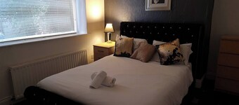 Stags Hens Contractors Longstay