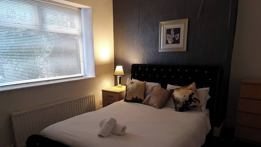 Stags Hens Contractors Longstay