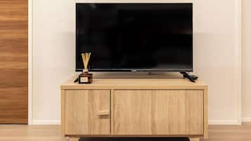 Apartment, Lanai, City View | Blackout drapes, soundproofing, iron/ironing board, free WiFi