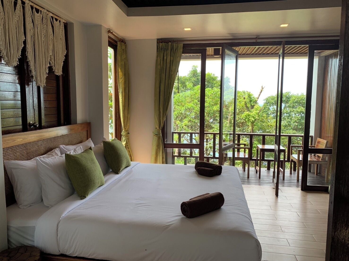 Classic Quadruple Room, Garden View | In-room safe, blackout curtains, free WiFi