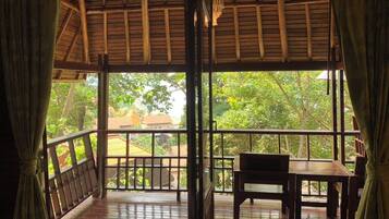 Basic-Ferienhaus, Parkblick | Zimmersafe, Verdunkelungsvorhänge, kostenloses WLAN