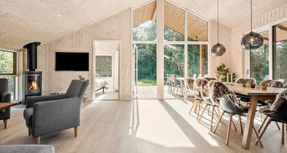 Gorgeous home in Højby with sauna