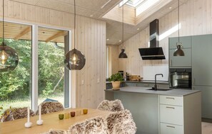 Réfrigérateur, four, plaque de cuisson, lave-vaisselle