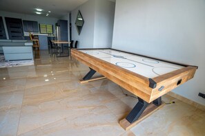 House, 6 Bedrooms, Accessible, Private Pool | Game room