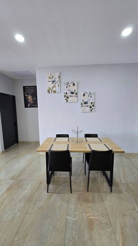 La Parada House 25
