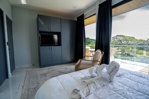 House, 6 Bedrooms, Accessible, Private Pool | Room amenity - La Parada House 25 (Concepción)