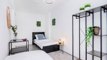 2 bedrooms, WiFi, bed sheets