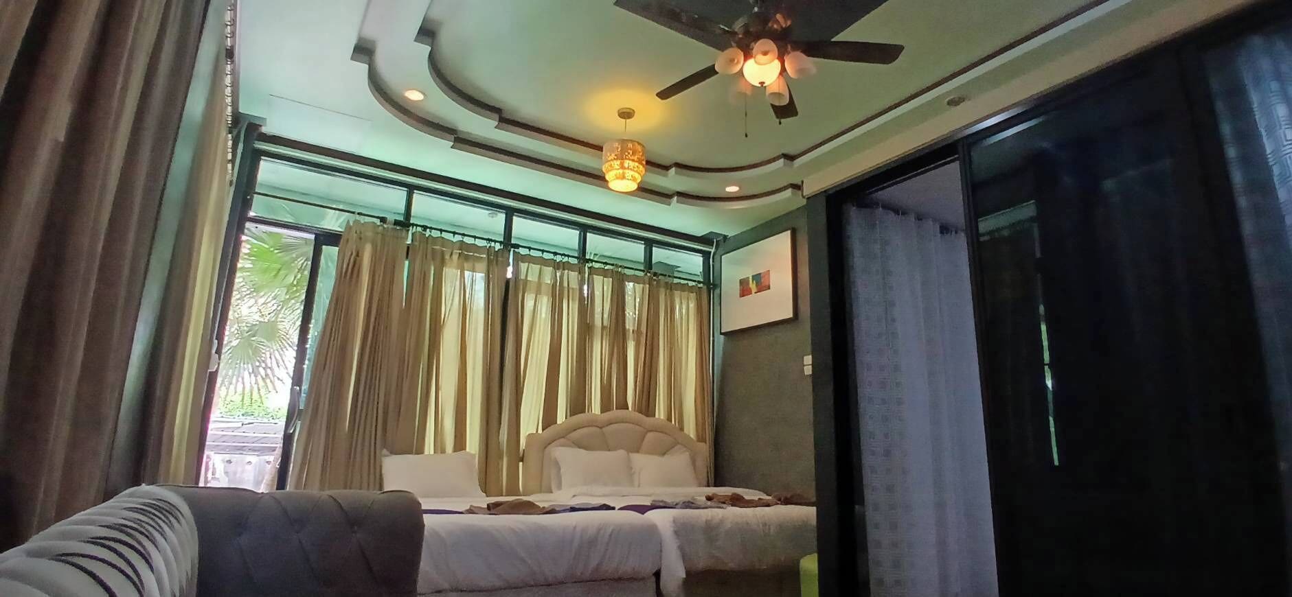 Family Studio Suite, Hill View | Free WiFi