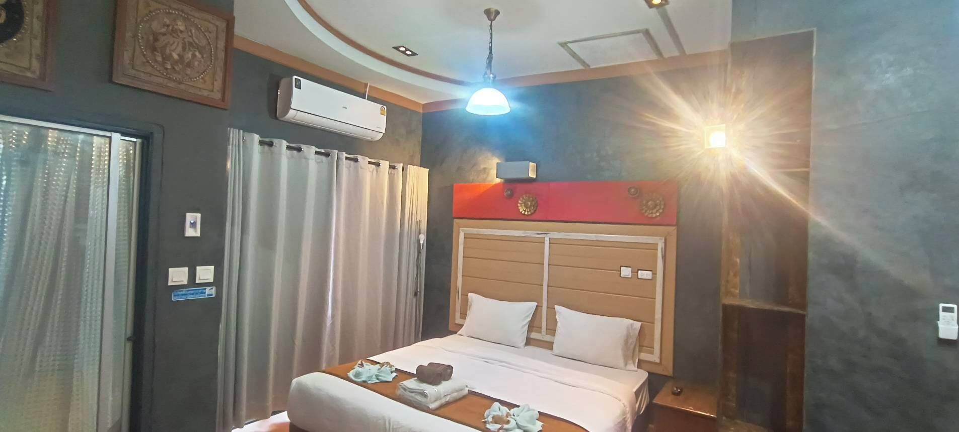 Deluxe Single Room, Mountain View | Free WiFi