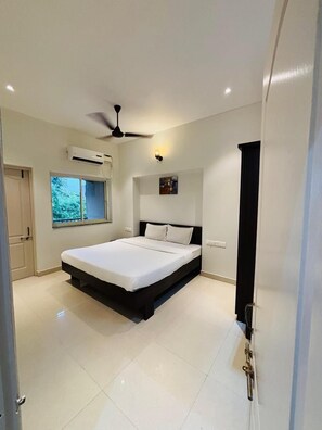 Luxury Apartment, Garden View | Free WiFi - Raj Exotic Palms (Vagator)