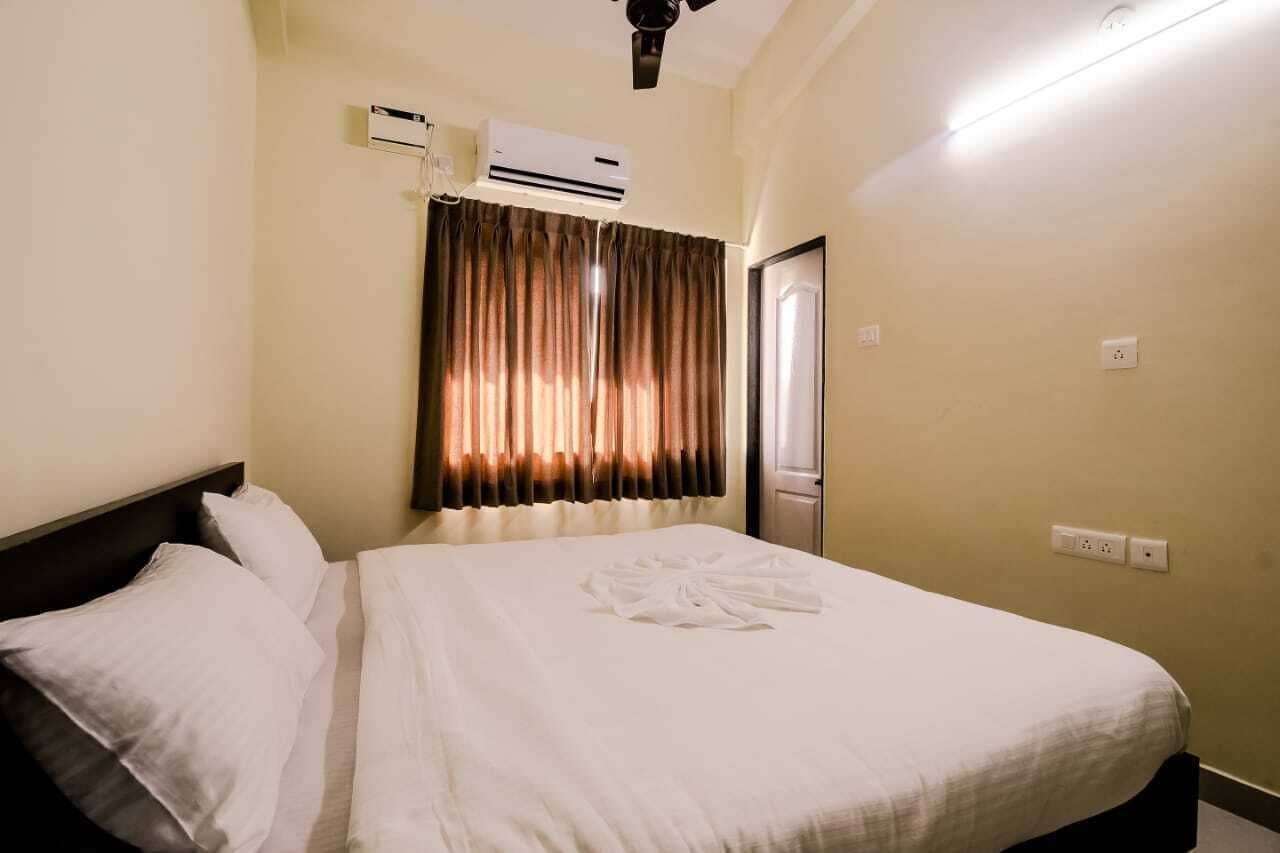 Luxury Apartment, Garden View | Free WiFi