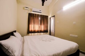 Luxury Apartment, Garden View | Free WiFi - Raj Exotic Palms (Vagator)