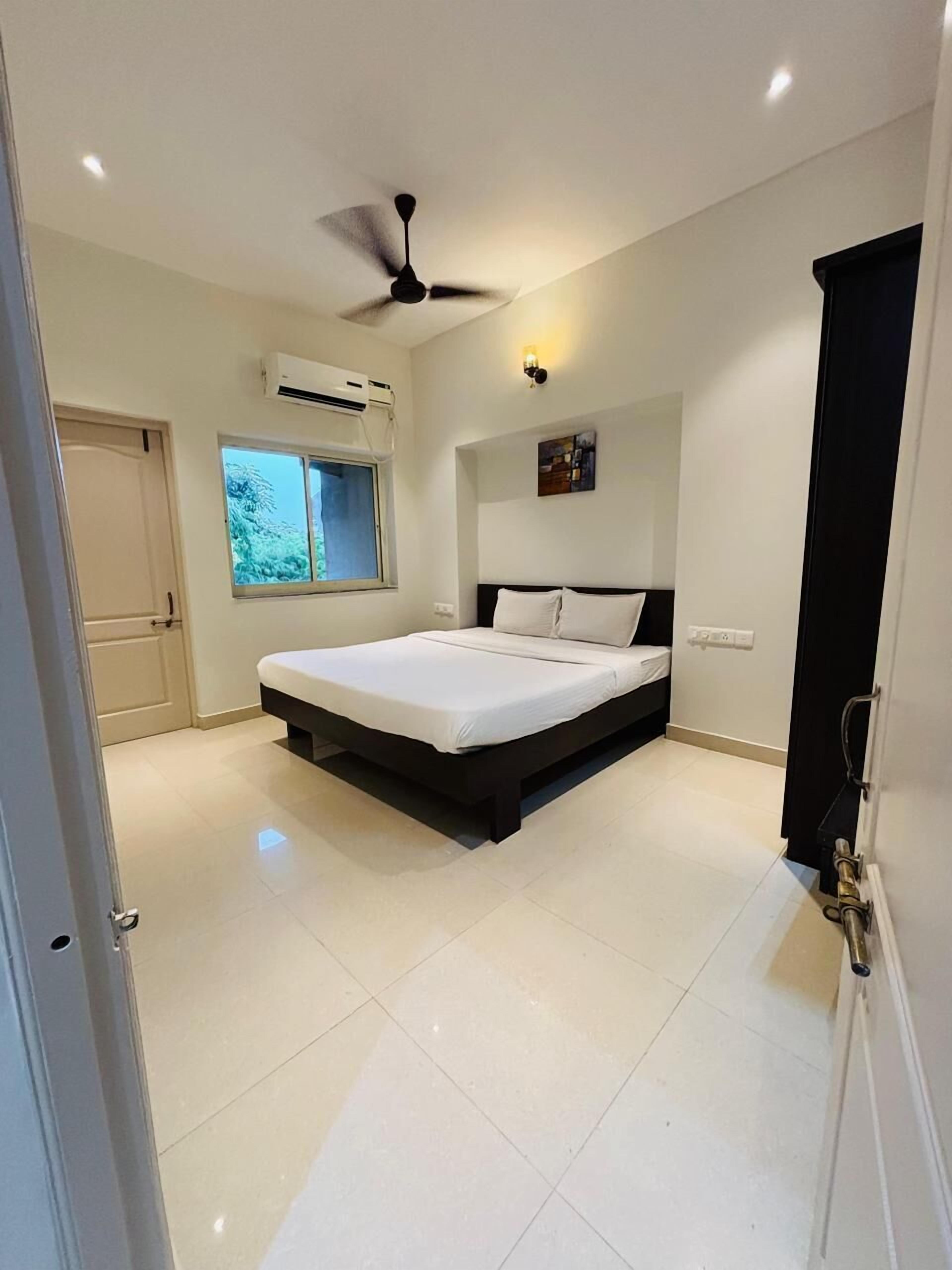 Luxury Apartment, Garden View | Free WiFi