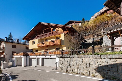 Apartment '1' with Mountain View, Shared Terrace and Wi-Fi