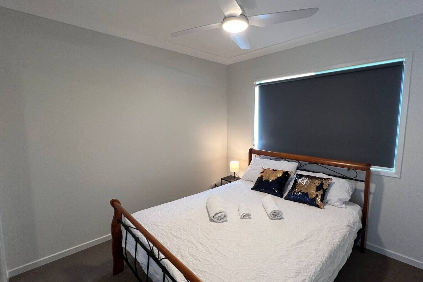 4 bedrooms, desk, iron/ironing board, WiFi