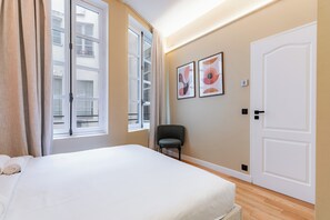 Iron/ironing board, free WiFi