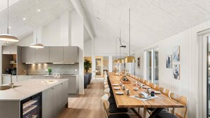 Dining - Lovely home in Idestrup with sauna (Idestrup)