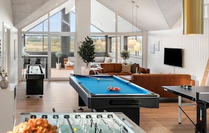 Games room - Lovely home in Idestrup with sauna (Idestrup)