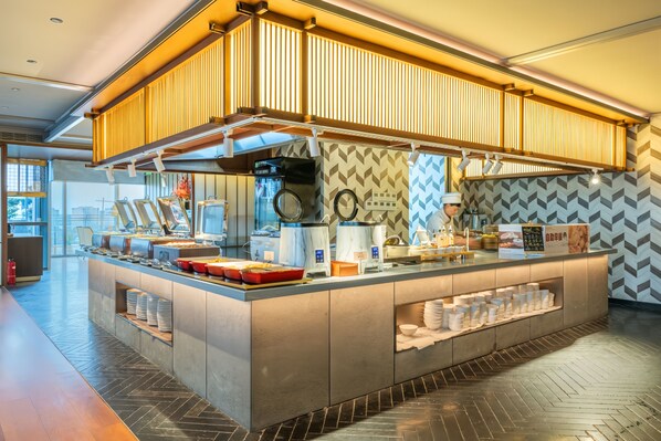 Bữa sáng buffet hàng ngày (99 CNY/mỗi người)