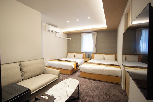 Hotel Yeet Tenjin Minami