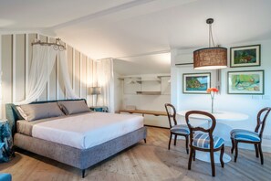 Coffre-fort, accĂšs au Wi-Fi (inclus), literie fournie