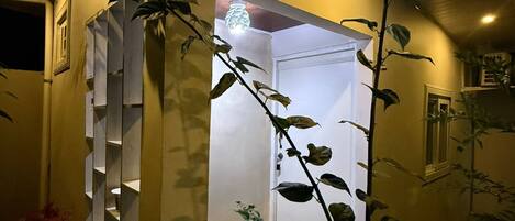 Apartment, 1 Bedroom, Smoking, Garden View | Interior