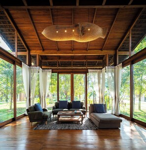 Family House, River View | Living area | Smart TV - Nachan The Antique Courtyard (Chiang Khan)