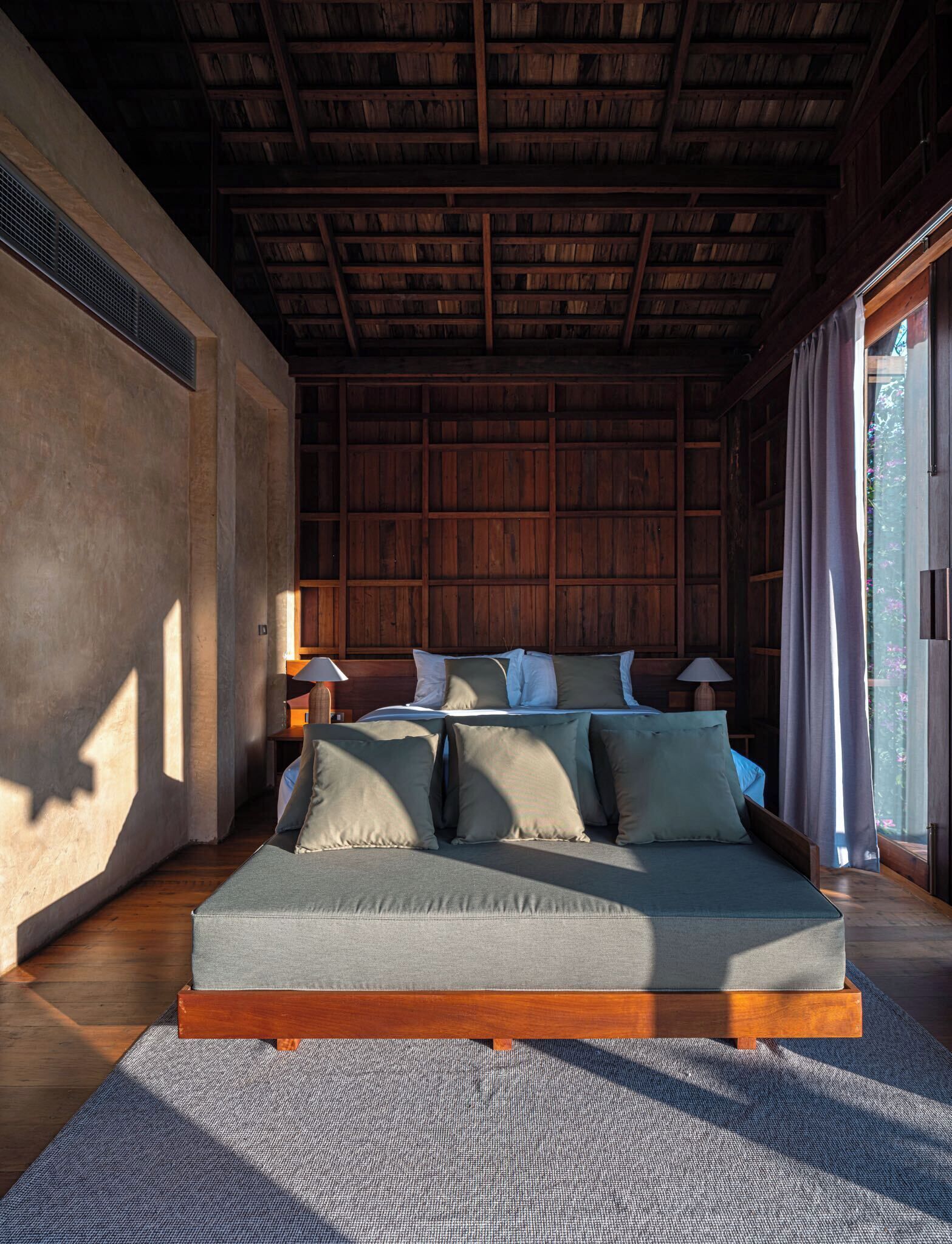 Suite, Lanai, River View | Free minibar items, in-room safe, desk, blackout drapes