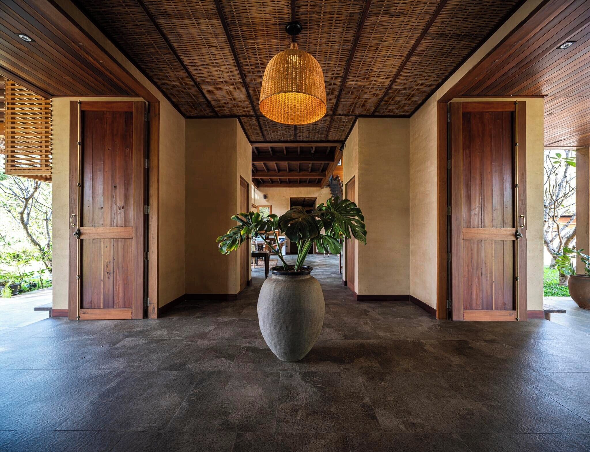 ด้านหน้าที่พัก