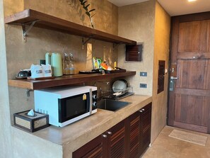 Suíte júnior, vista para o rio | Comodidades do quarto