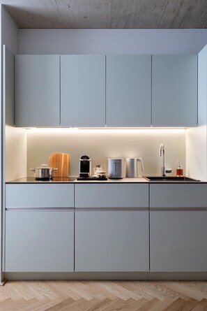 Fridge, microwave, stovetop, dishwasher - Tribera Vienna Erdberg (Vienna)