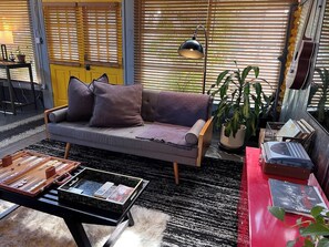 TV, offices