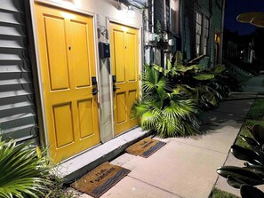 Exterior detail - Chic Algiers Point loft with king bed. Walk to ferry, minutes to French Quarter & jazz. (New Orleans)