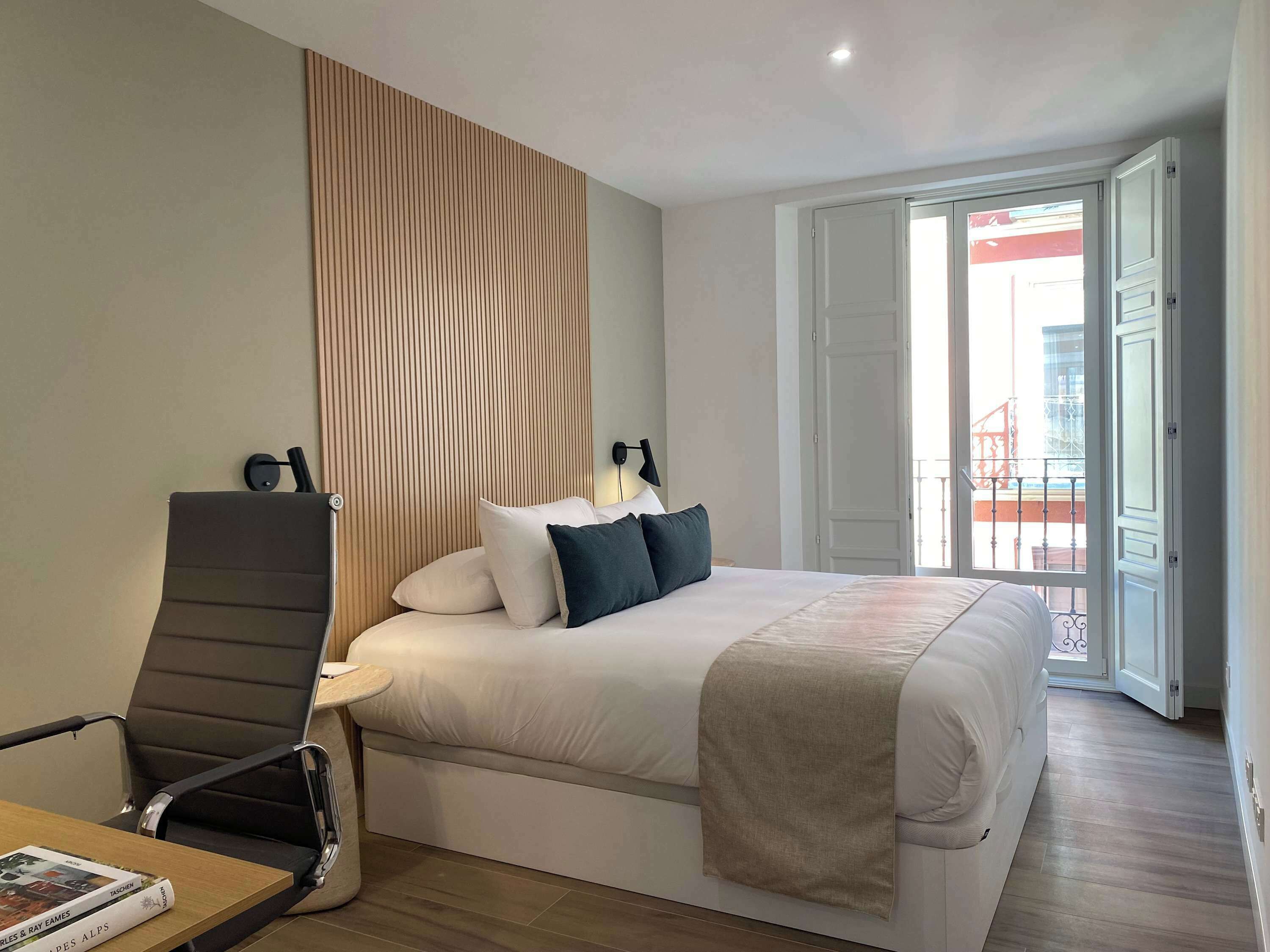 2 dormitorios, tabla de planchar con plancha, wifi y ropa de cama