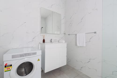 Apartment | Bathroom