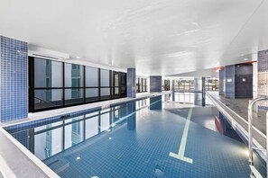 Apartamento | Piscina | Piscina interna, piscina externa