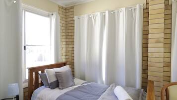 Apartment | 3 bedrooms, bed sheets