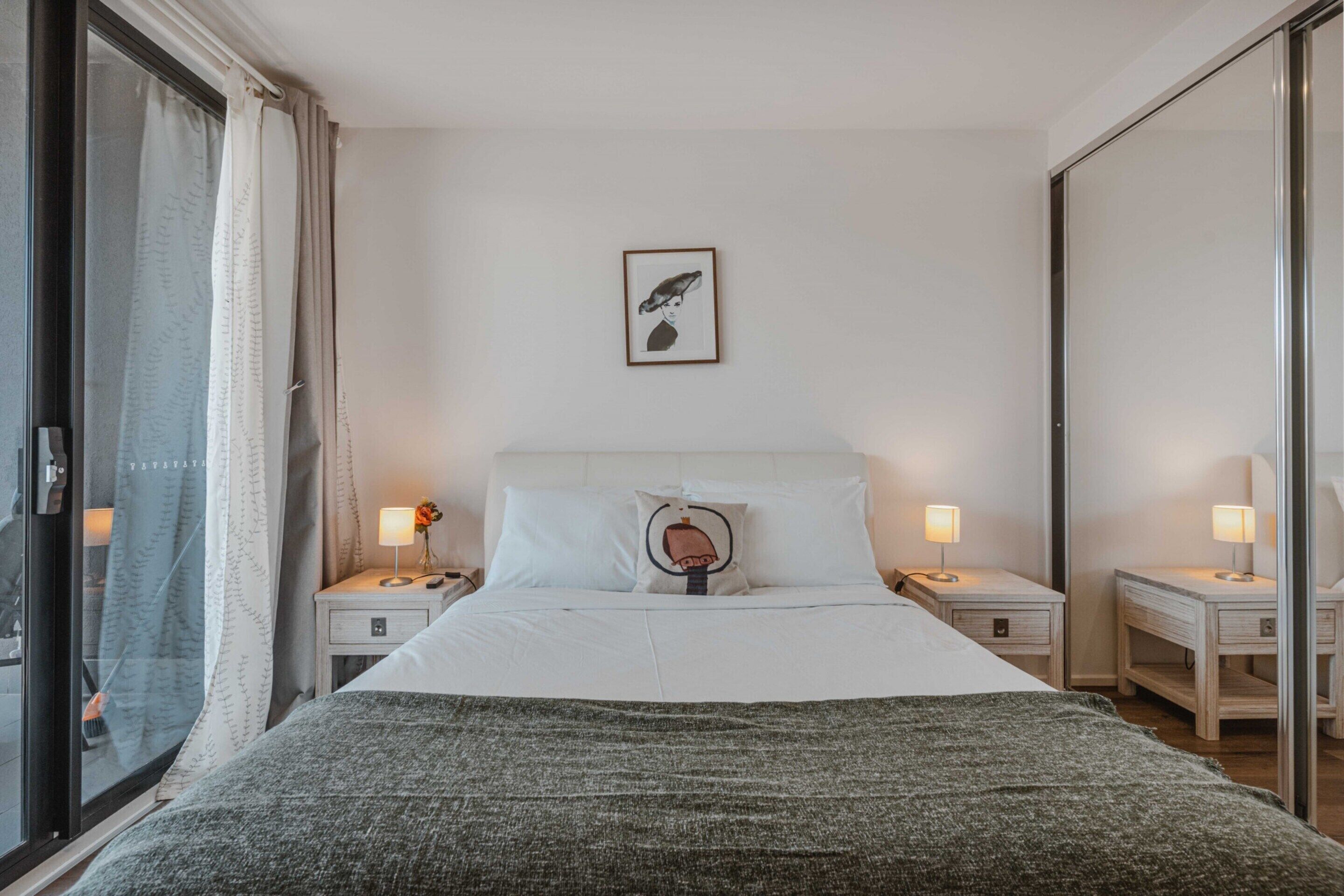 Apartment | 1 bedroom, laptop workspace, iron/ironing board, bed sheets