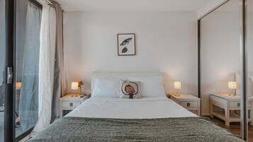 Apartment | 1 bedroom, laptop workspace, iron/ironing board, bed sheets