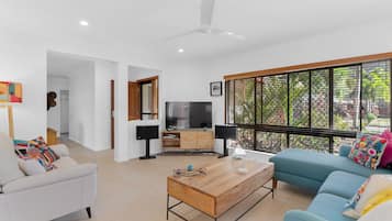 Apartment | Living room