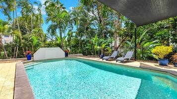 Apartment | Pool | Outdoor pool